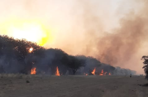 Controlaron el incendio en Luan Toro