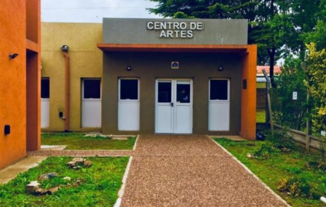 SADAIC y DNDA atienden en el Centro de Artes