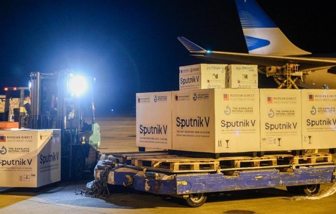 Llega un nuevo vuelo desde Moscú con medio millón de vacunas