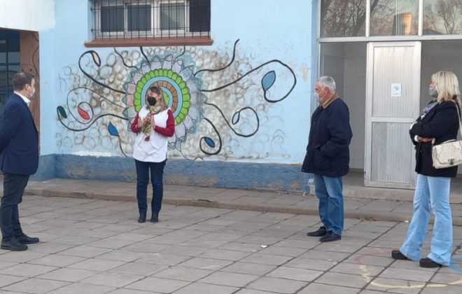 Ministro de Educación pampeano visitó Metileo y Quemú Quemú