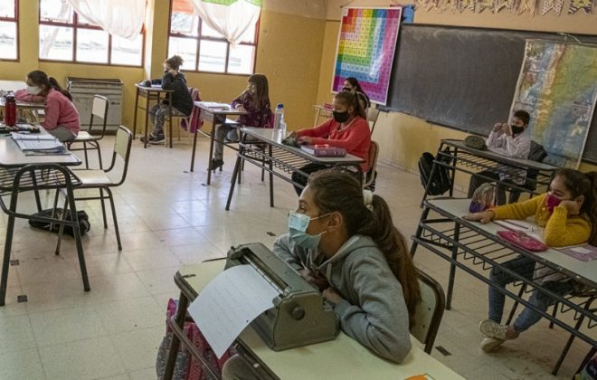 Educación socializó información estadística sobre presencialidad y vacunación