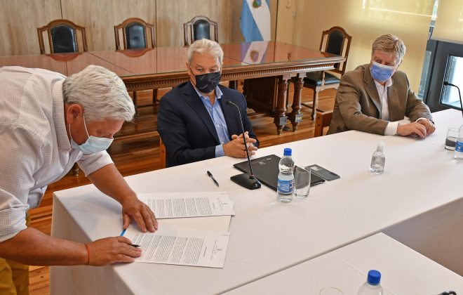 Ziliotto firmó convenios del Plan “Mi Casa” con seis localidades por más de $ 136 millones