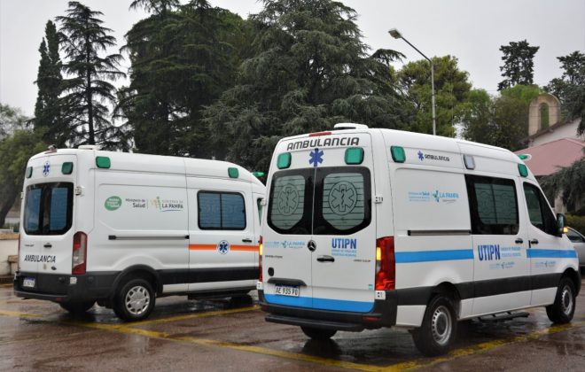 Salud entregó una ambulancia de traslado pediátrico-neonatal