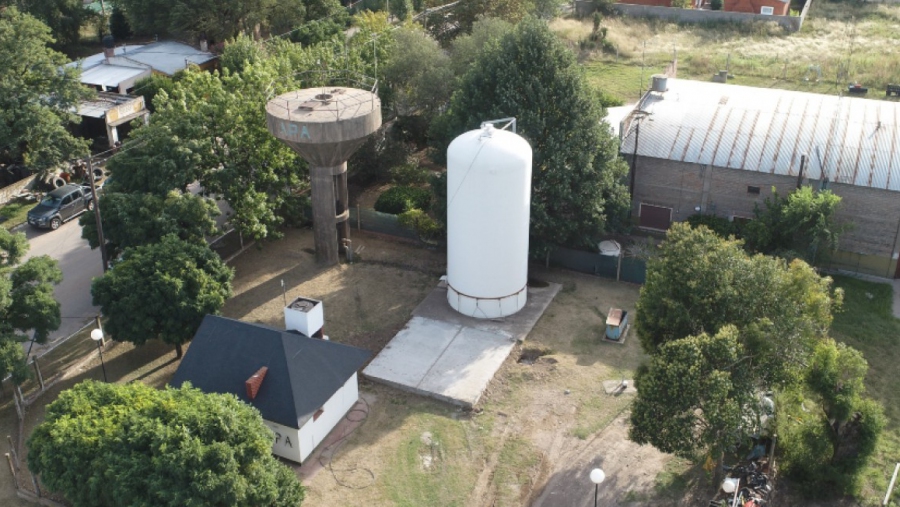 Gobierno financia la construcción de una nueva cisterna en Anguil