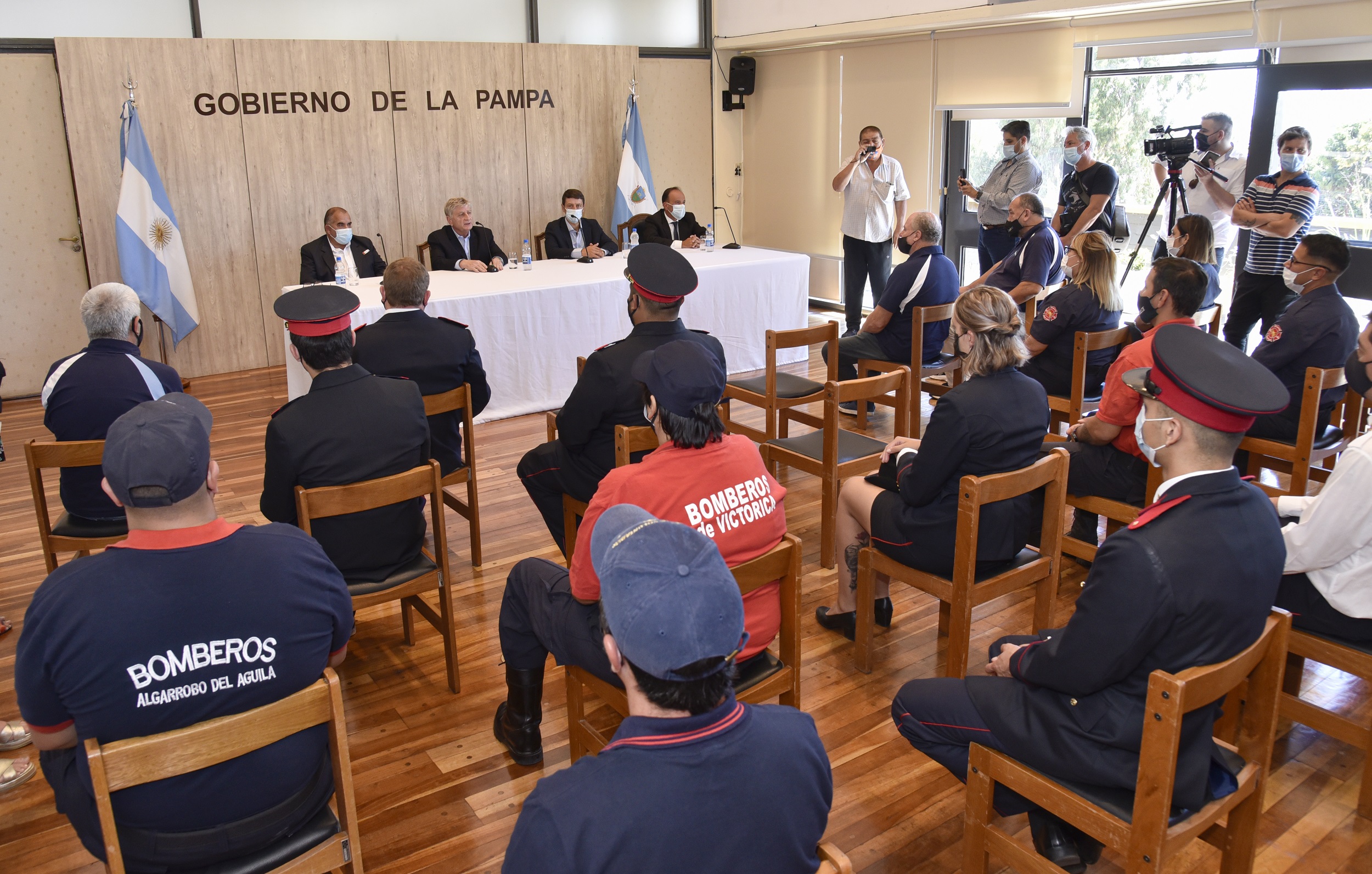 Reconocimiento y gratitud a las y los bomberos pampeanos que actuaron en Corrientes y San Luis