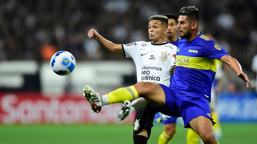 Boca perdió ante Corinthians en Brasil y se complica en su grupo