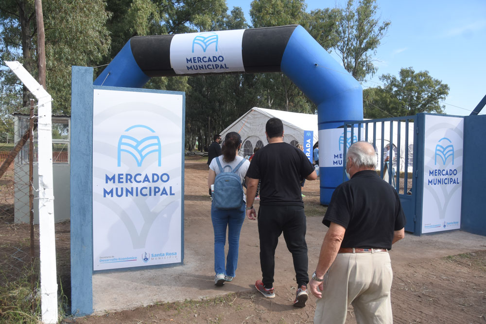 Este sábado abre el Mercado Municipal con variadas ofertas