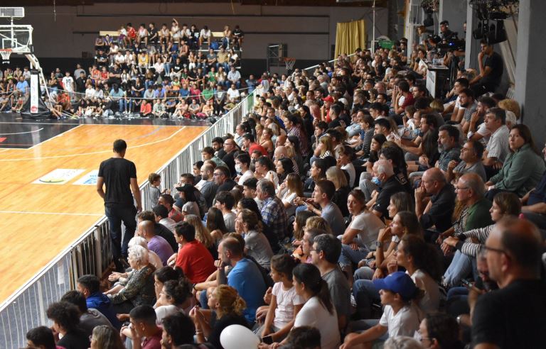 Básquetbol: Pico FBC venció a River Plate y esta noche se juega el partido decisivo para llegar a semifinales