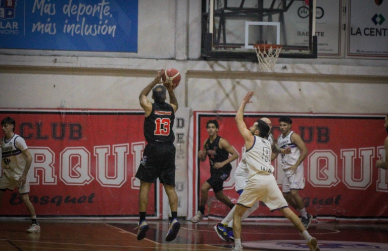 Básquetbol: Pico FBC hizo un gran partido ante Derqui pero terminó perdiendo en suplementario