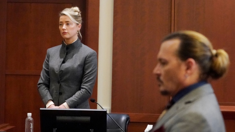 Estados Unidos: Amber Heard deberá indemnizar con U$S 15 millones a Johnny Depp por difamarlo