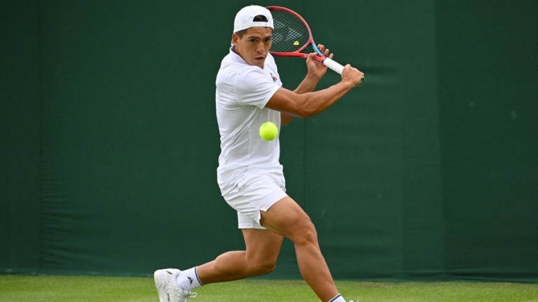 Tenis: Sebastián Báez cayó en la segunda ronda de Wimbledon ante David Goffin