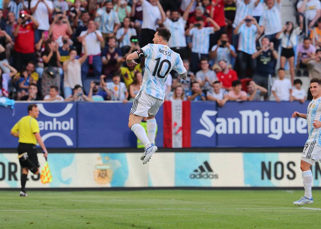 Show de Messi en la victoria de Argentina frente a Estonia