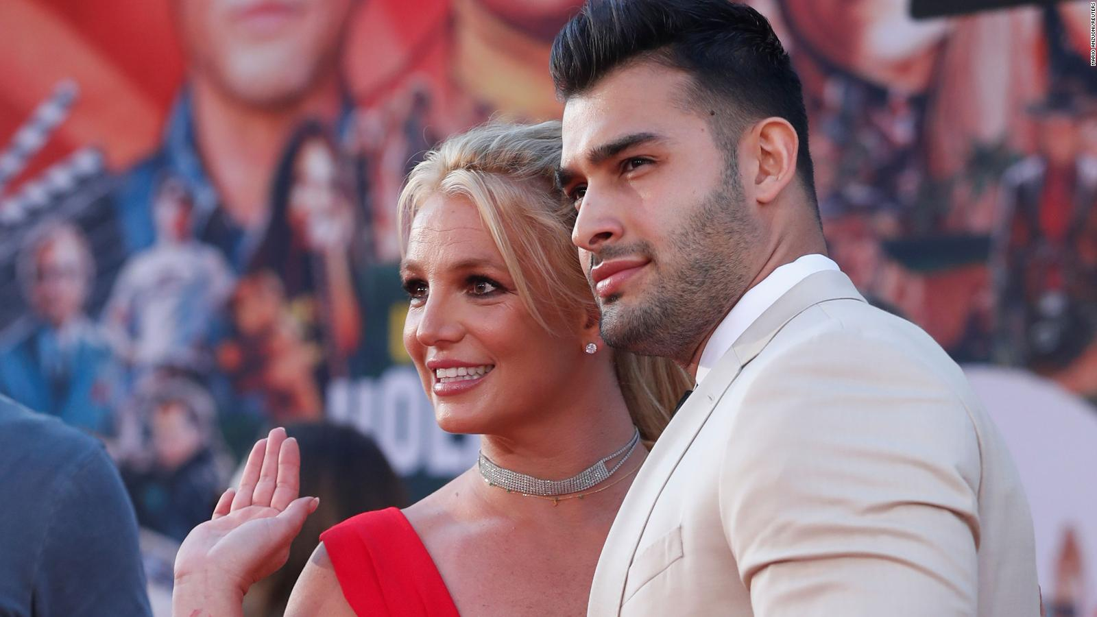 De película: arrestan a un ex de Britney Spears por ingresar ilegalmente en la boda de la cantante