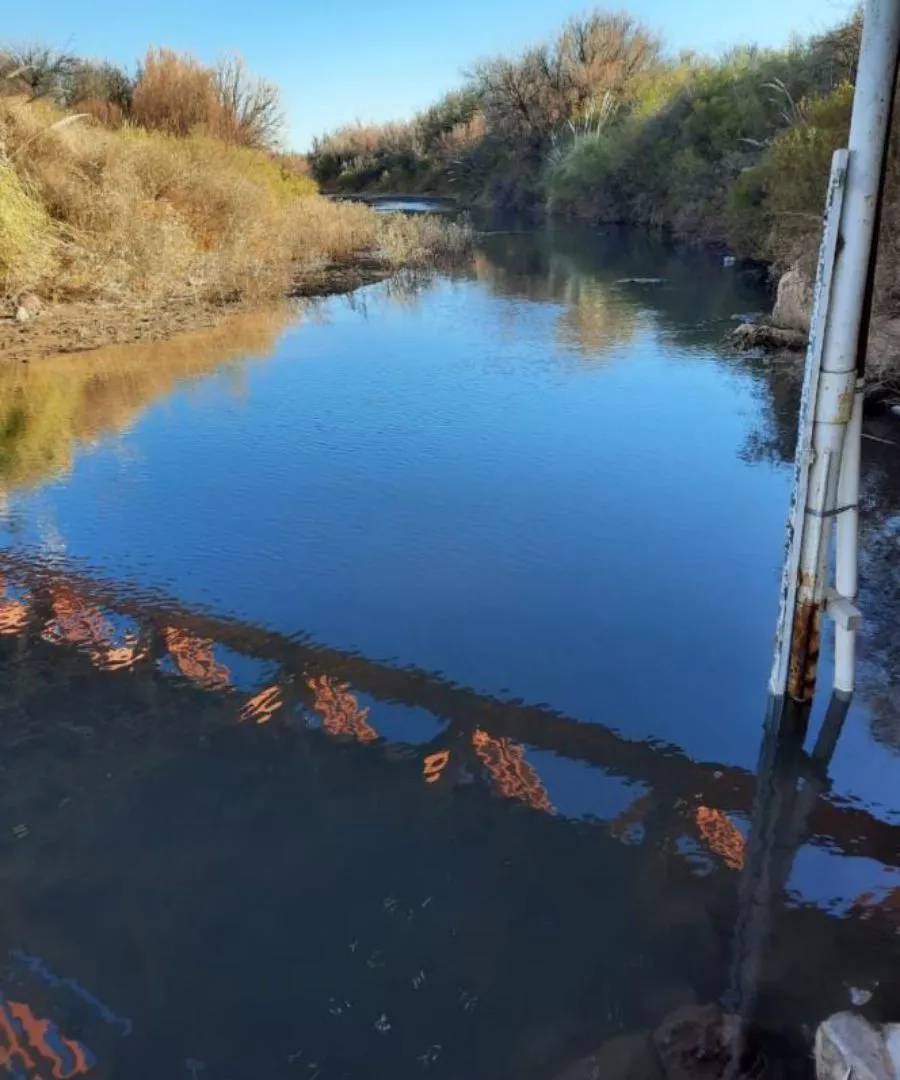 Volvió a correr agua en el cauce seco del Río Atuel