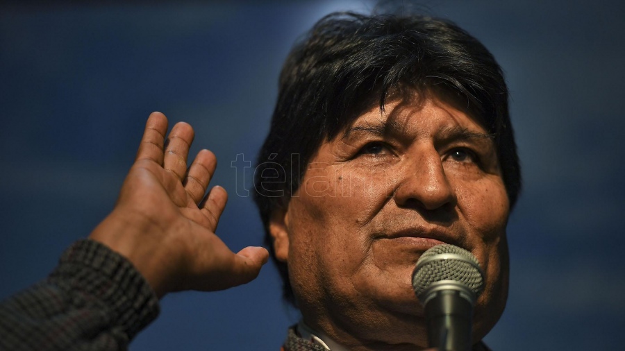 Evo Morales acusó a Macri de “enviar armas a Bolivia para apoyar a Áñez”