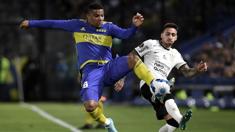 Fútbol: Boca se mide con Corinthians en La Bombonera por el pase a los cuartos de final de la Libertadores