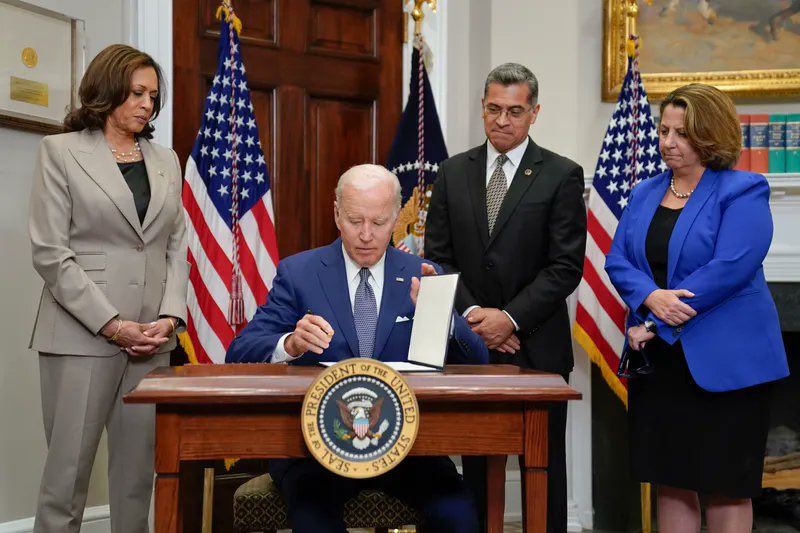 Biden garantizó el aborto mediante la firma de un decreto