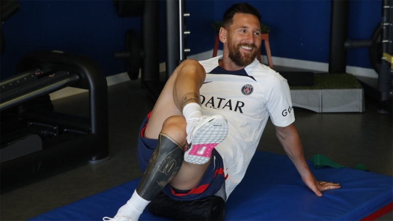 Fútbol: Messi recorta sus vacaciones e inicia la pretemporada con Paredes y nuevo DT