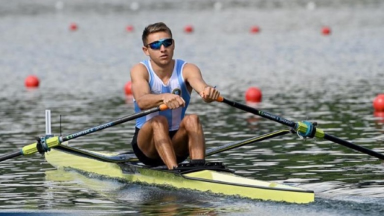 Italia: El remero argentino Pedro Dickson se clasificó a la final del Mundial sub 23