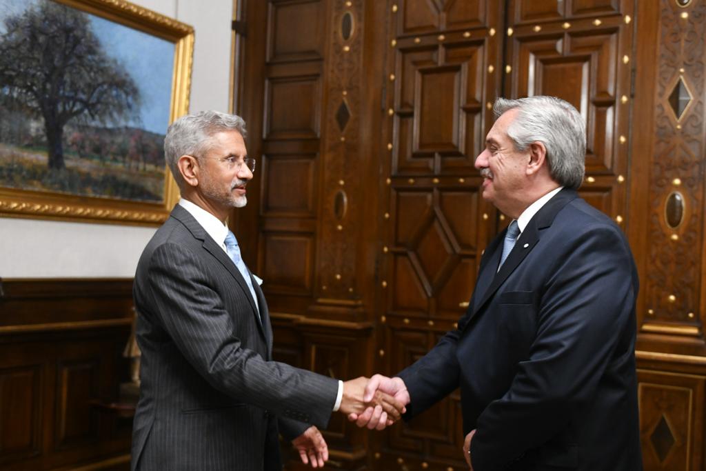 Alberto Fernández recibió al ministro de relaciones exteriores de la India para potenciar la relación económica y política bilateral