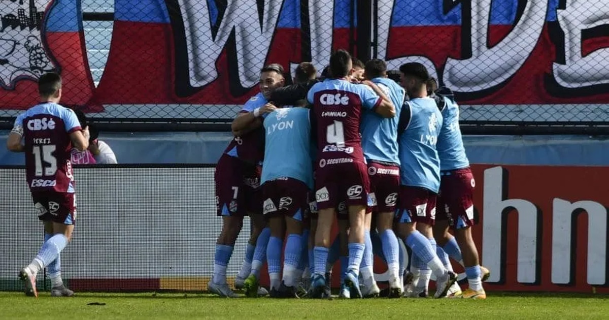 Arsenal goleó 3 a 1 a Atlético Tucumán y le quitó el invicto