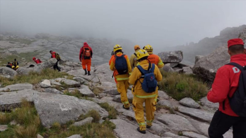 Córdoba: Una joven de 17 años murió en el cerro Champaquí y sus compañeros debieron ser rescatados