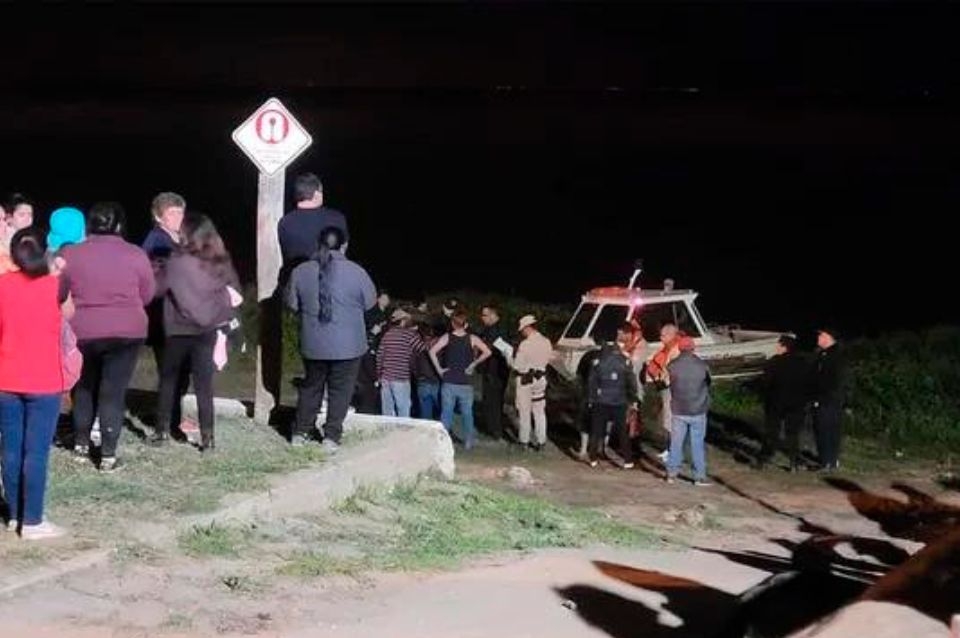 Tragedia en el Río Coronda: Un hombre desaparecido y niño en grave estado