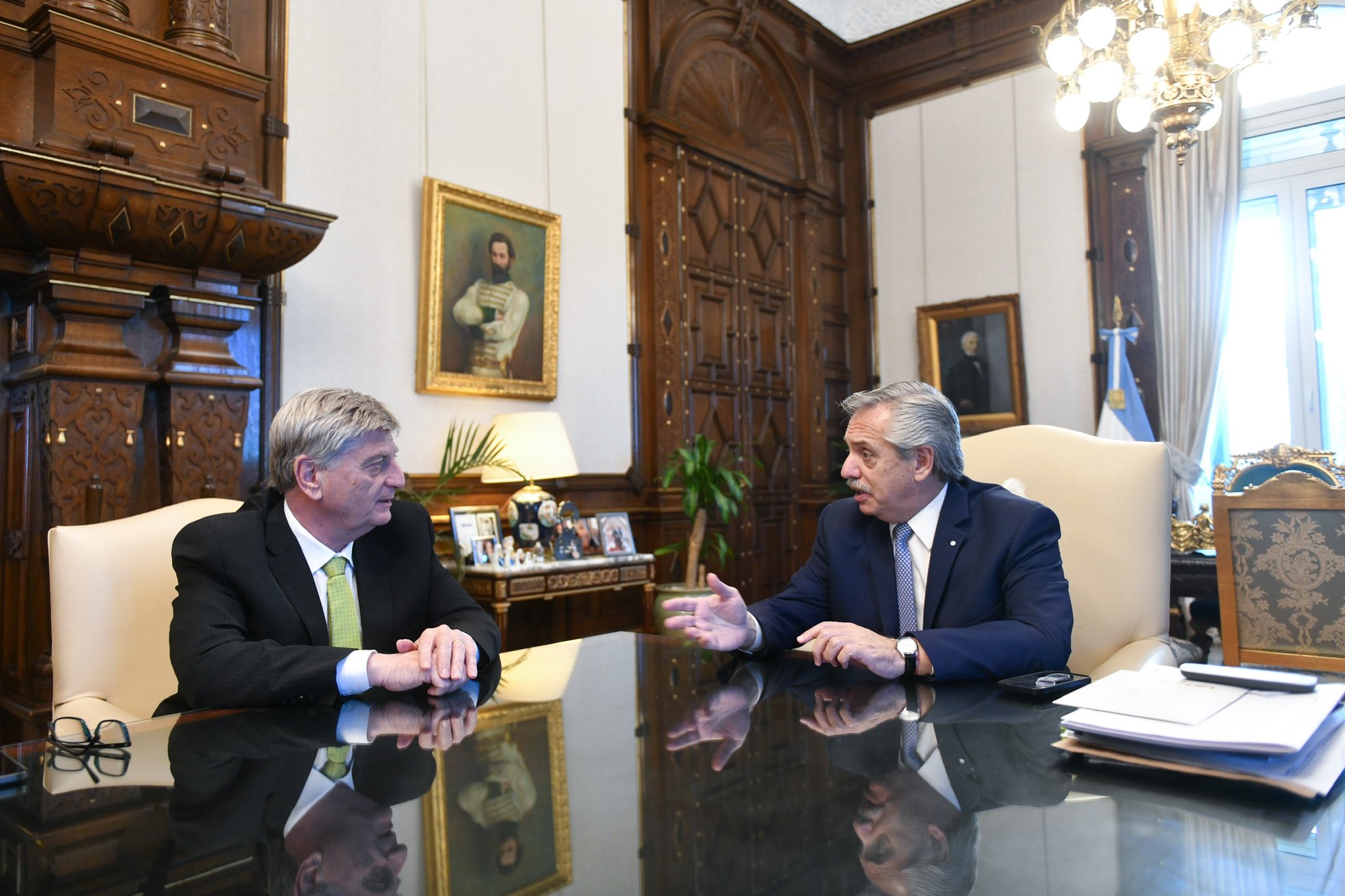 El gobernador Ziliotto se reunió con Alberto Fernández y avanzó hacia futuros proyectos para sostener una “fuerte inversión pública” en la provincia