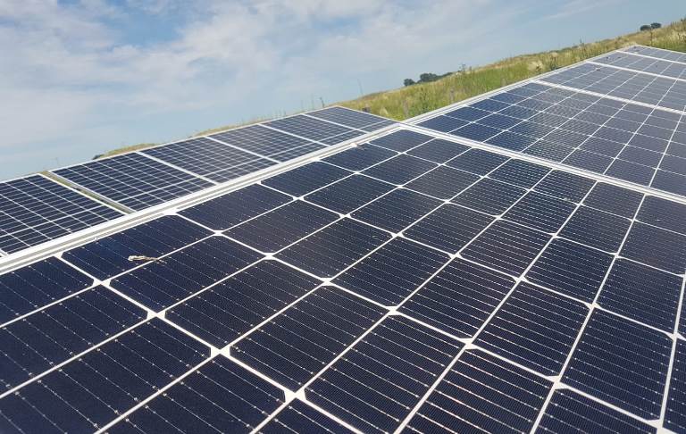 Pampetrol adjudicó el primer Parque Fotovoltaico que proveerá energía eléctrica al sistema provincial