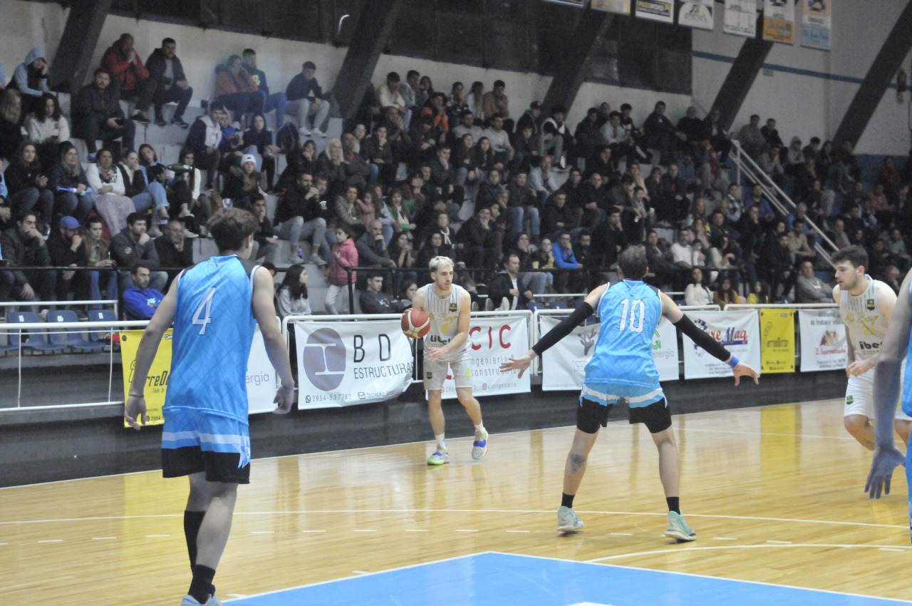 All Boys se impuso en el clásico ante Estudiantes, y manda en el Pre Federal de básquet