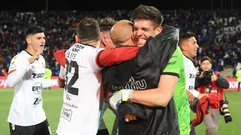 Fútbol: El descendido Patronato hizo historia y se consagró campeón de la Copa Argentina