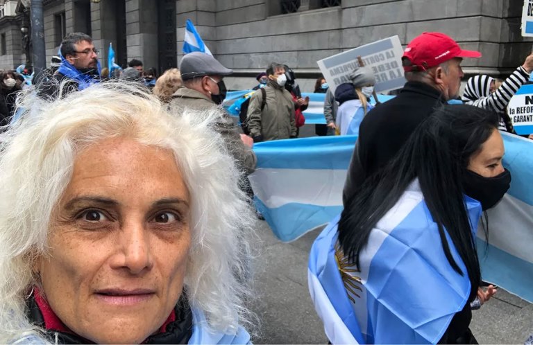 Amenazas a CFK: Se entregó la hija de “Coco” Basile y ya son 4 los detenidos de Revolución Federal
