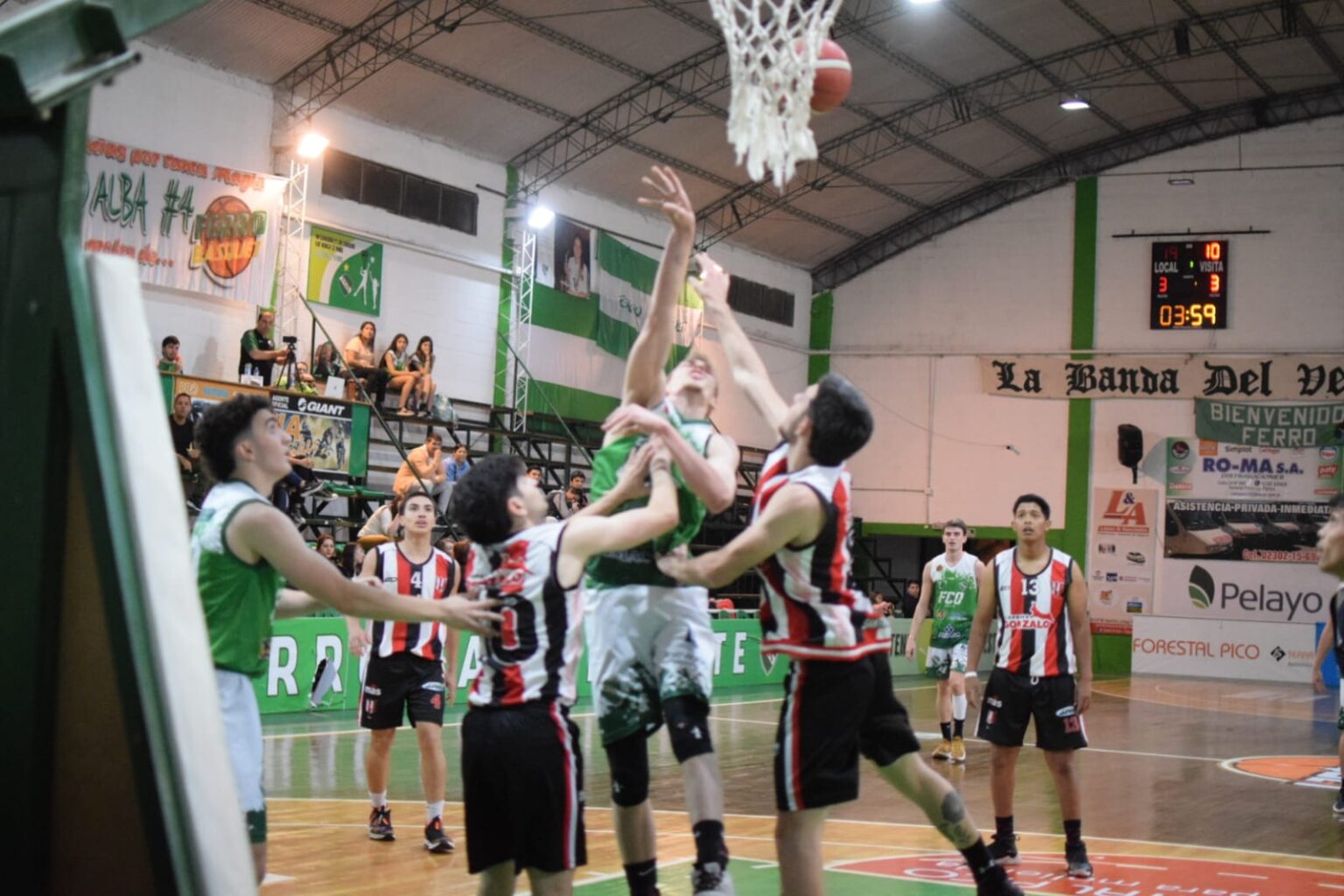 Pre Federal de básquet: Sorpresa de CAJU