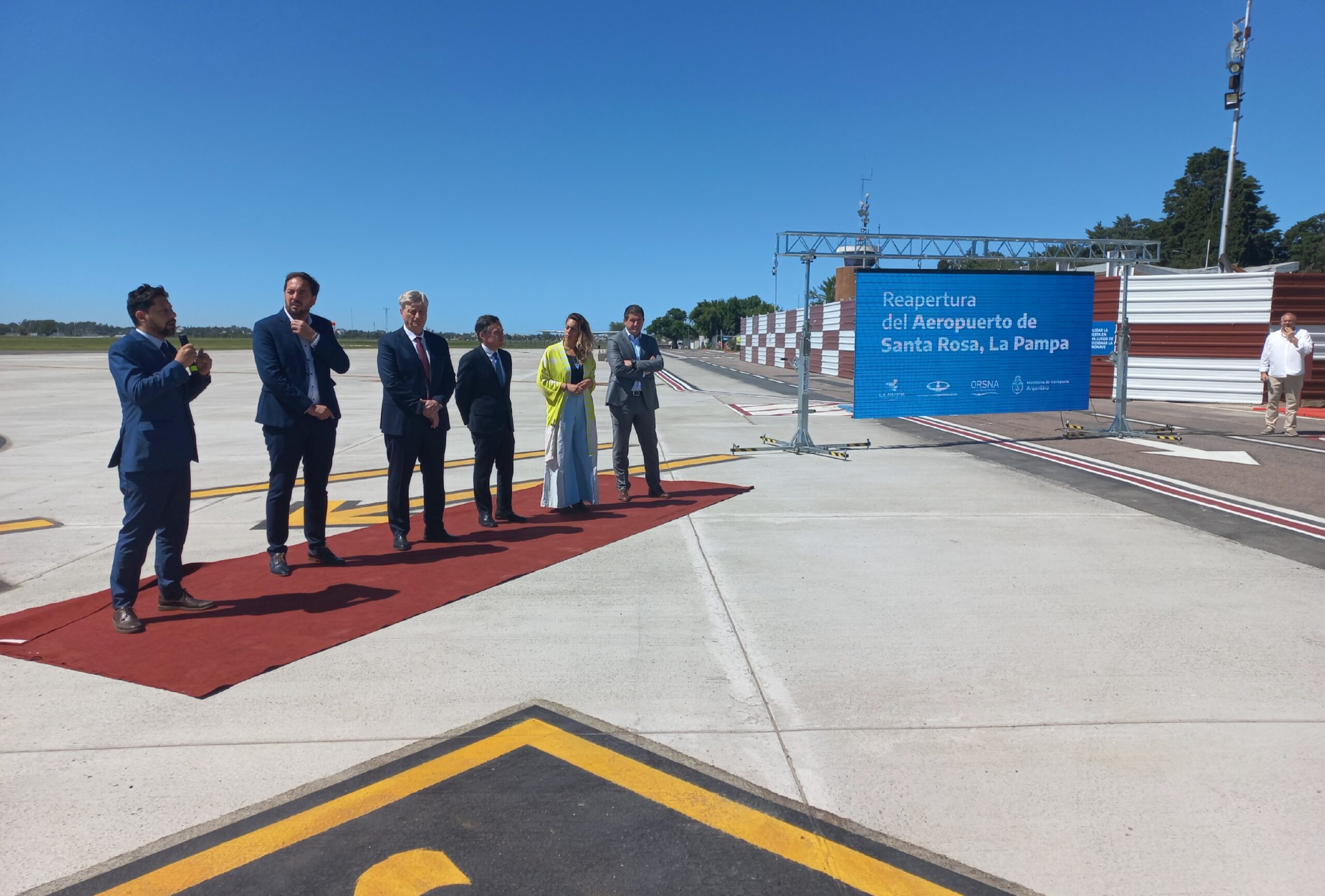 Zilliotto encabezó la inauguración de la reapertura de la pista del aeropuerto