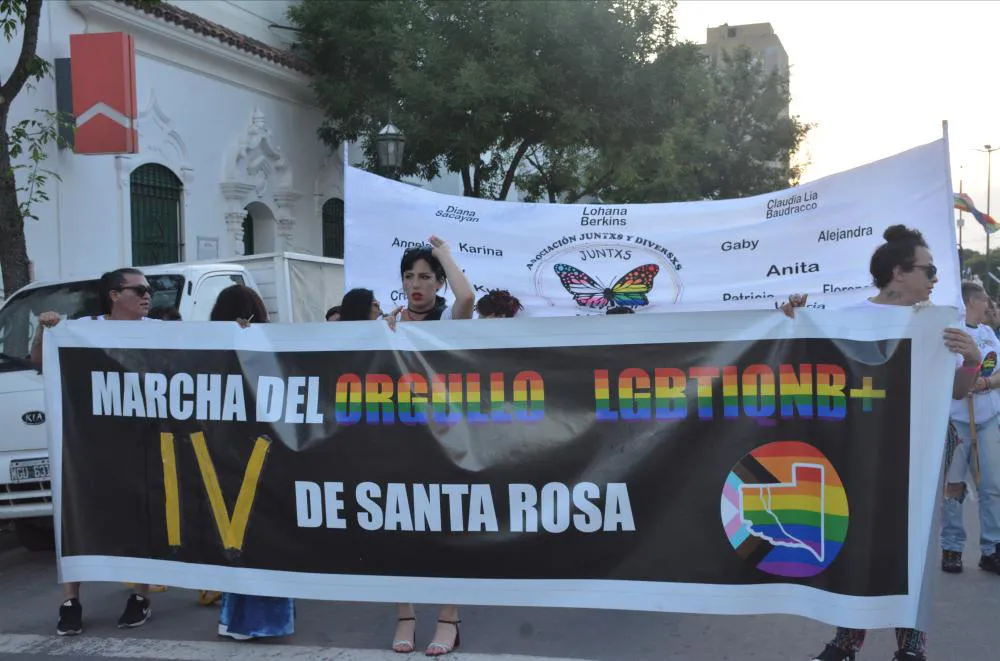 Santa Rosa: Se realizó la cuarta Marcha del Orgullo