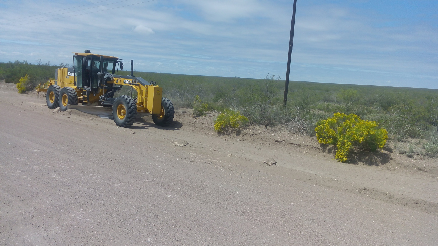 Santa Isabel: Vialidad trabaja en el mantenimiento de caminos vecinales