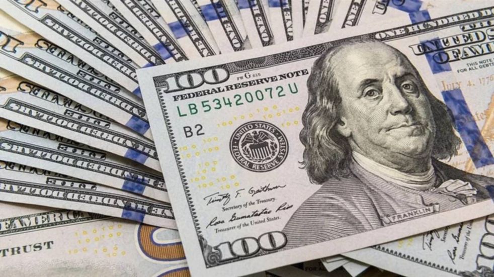 ¿El dólar blue hoy sigue en el freezer? Las 5 claves del día en los mercados