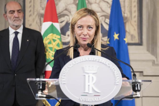 Italia: Giorgia Meloni impide el desembarco de migrantes en Sicilia