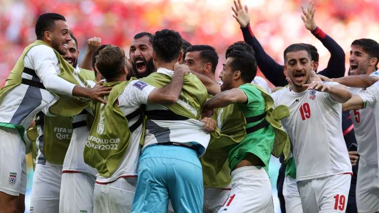 Qatar 2022: Gran triunfo de Irán ante Gales que le permite soñar con avanzar de fase