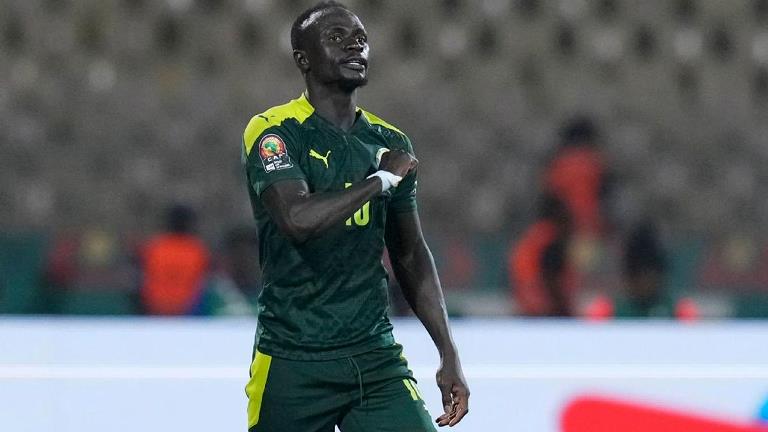 Fútbol: Sadio Mané se pierde el Mundial por una lesión en la rodilla derecha