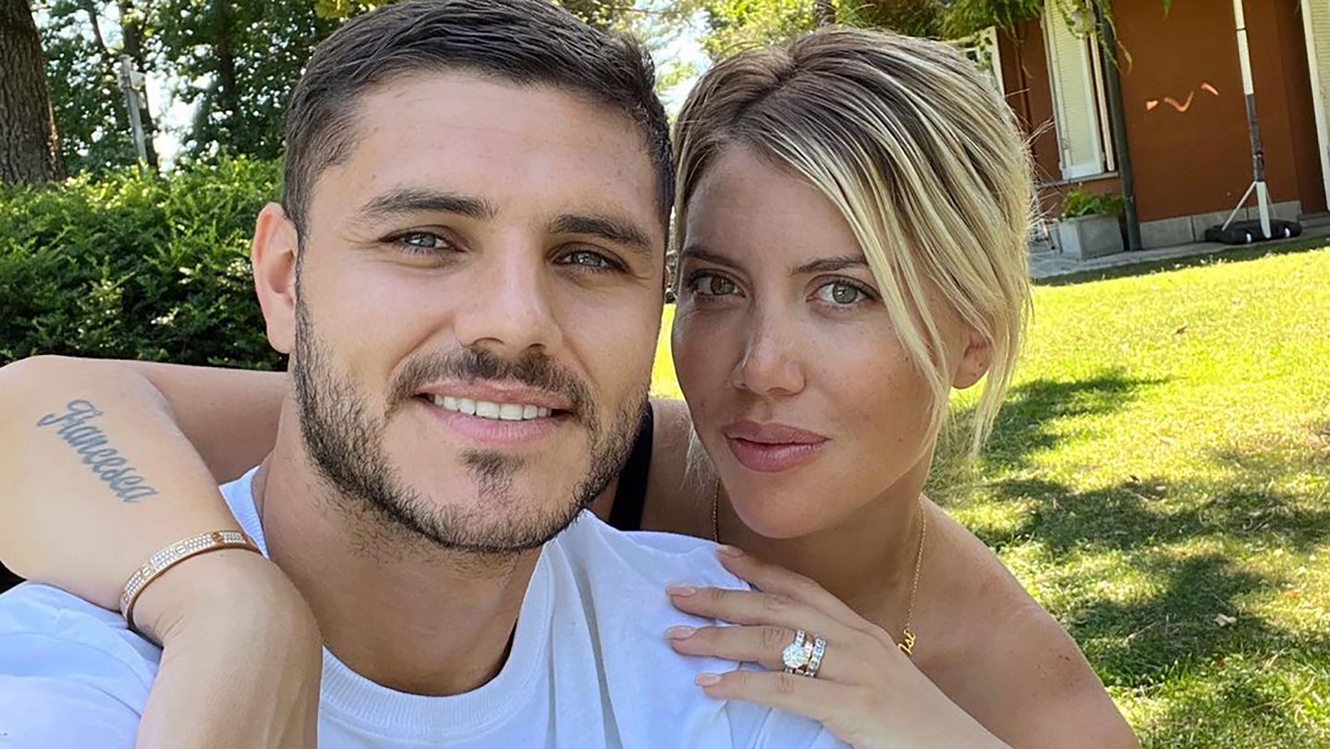 Mauro Icardi reconquistó a Wanda Nara con un exclusivo paseo en una limusina repleta de pétalos de rosas