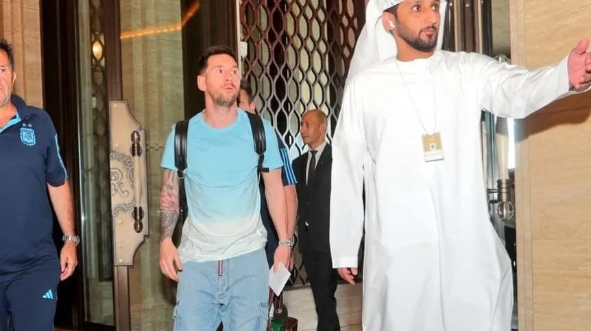 Lionel Messi ya está en Emiratos con la Selección Argentina para el Mundial Qatar 2022