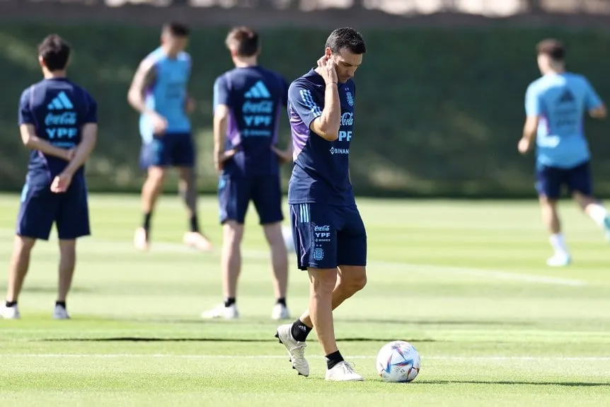 La Selección Argentina entrena pensando en Polonia, fijas y una decisión que influye en el resto