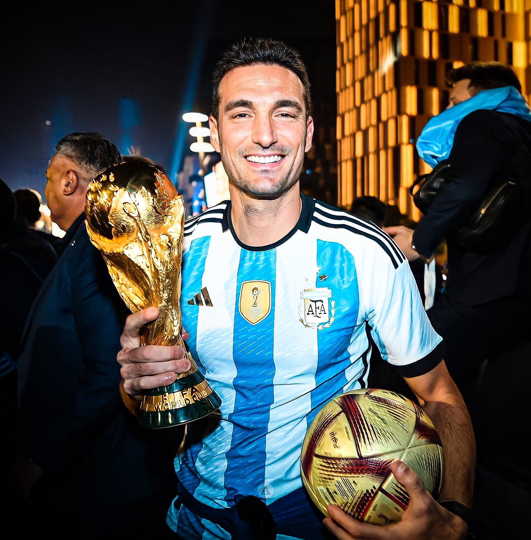 Fútbol: Scaloni seguirá siendo el DT de la Selección Argentina