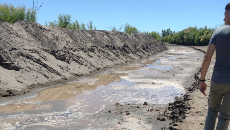 La Pampa: Comenzaron las obras de reacondicionamiento del cauce del río Atuel