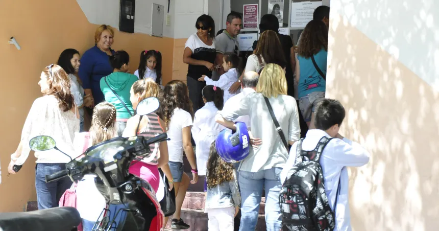 Este año se agregan 45 minutos de clases en escuelas primarias