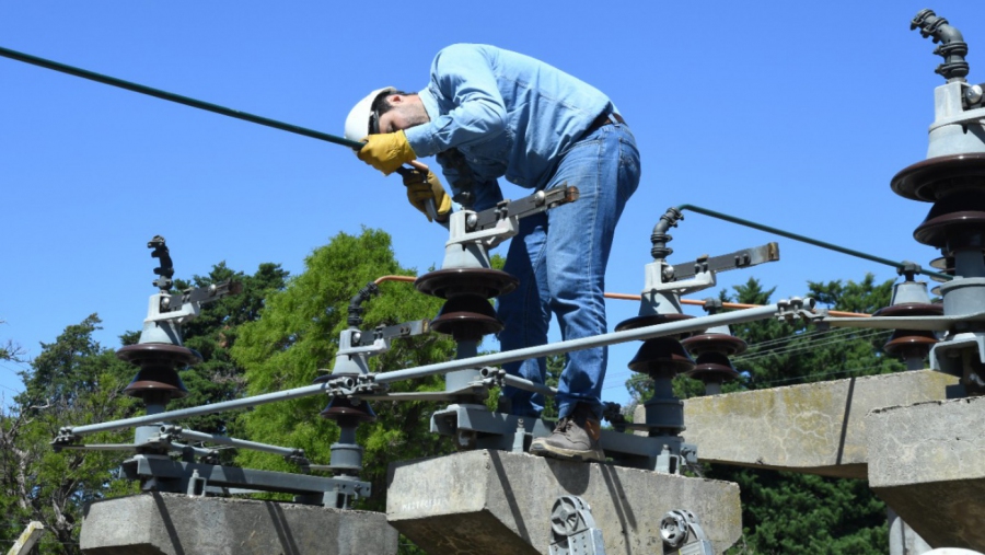 Entre 2020 y 2022 La Pampa redujo un 50 % los cortes forzados de energía eléctrica