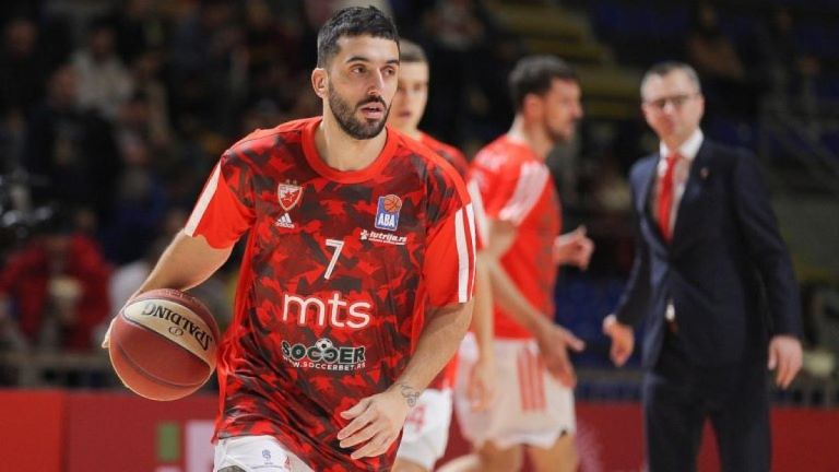 Básquetbol: Facundo Campazzo seguirá en Estrella Roja pese a no poder jugar en la Euroliga