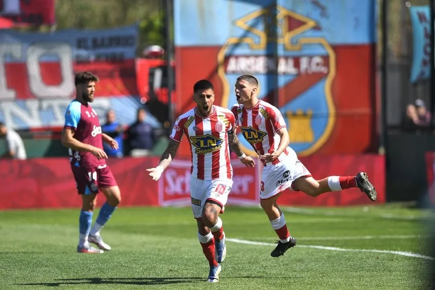 Iván Tapia le dijo que no a San Lorenzo y se queda un año más en Barracas Central