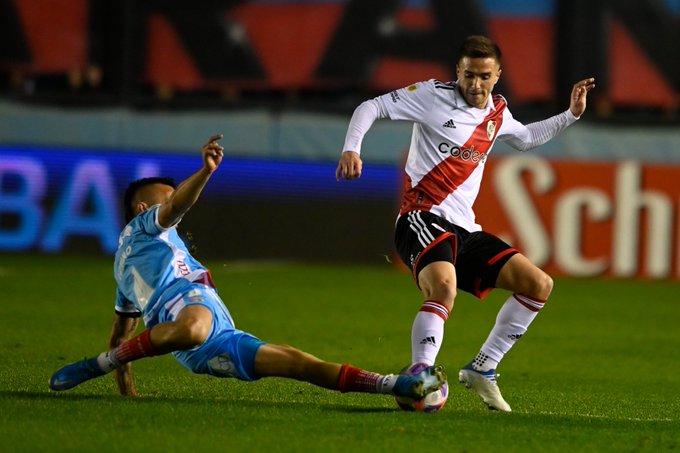 Fútbol: River recibe a Arsenal con el objetivo de seguir en los primeros puestos